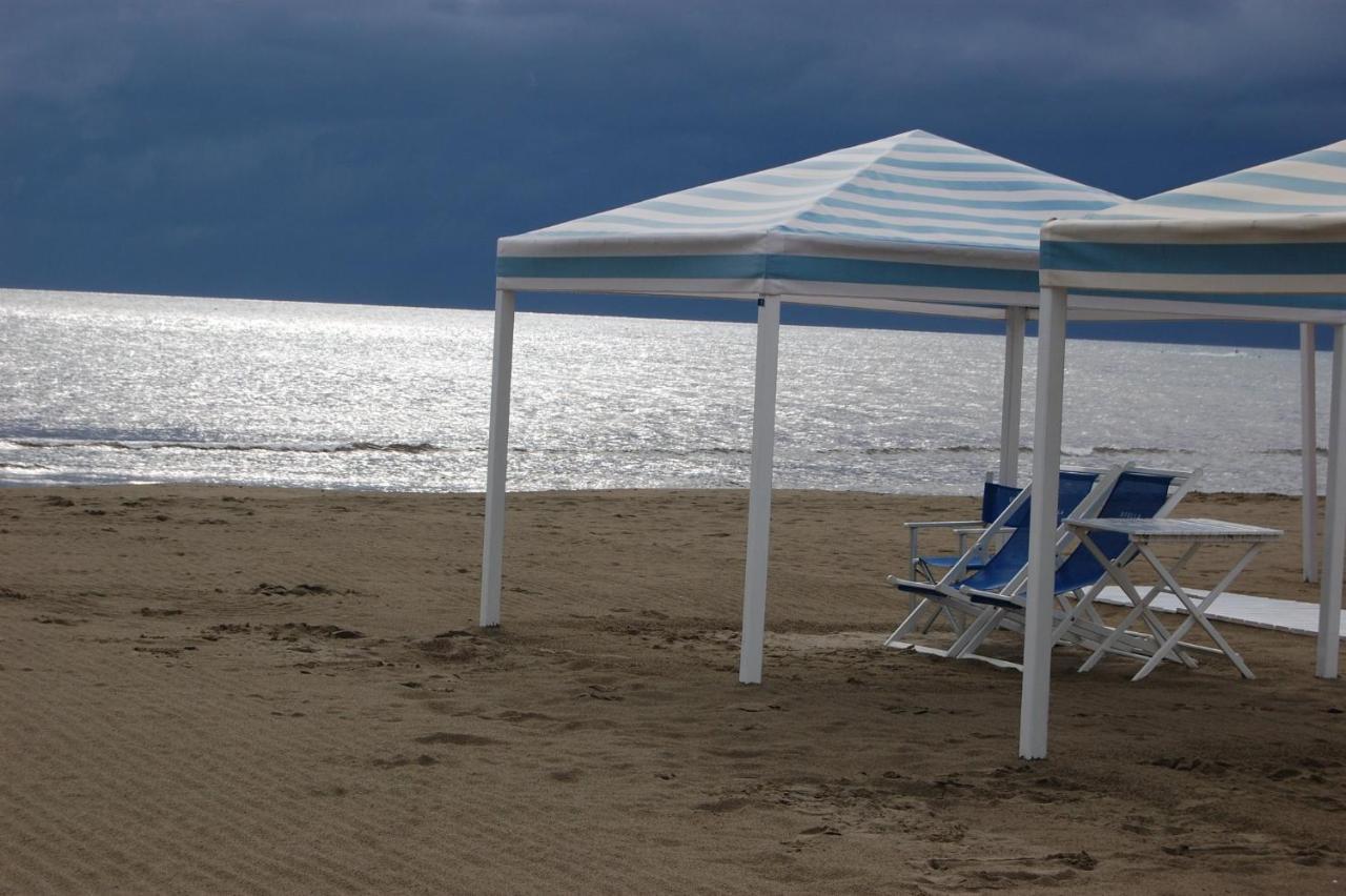 Bed and Breakfast Dimora Carducci Pietrasanta Exterior foto